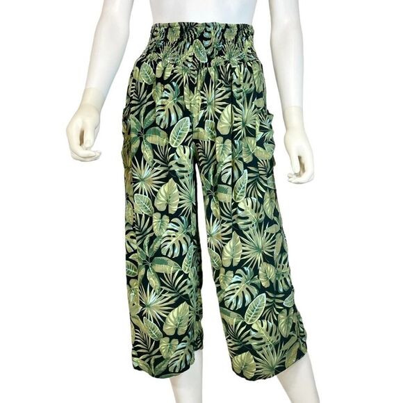 Island Planet Tropical Print Capri Pants Smocked Waist - Picture 9 of 9